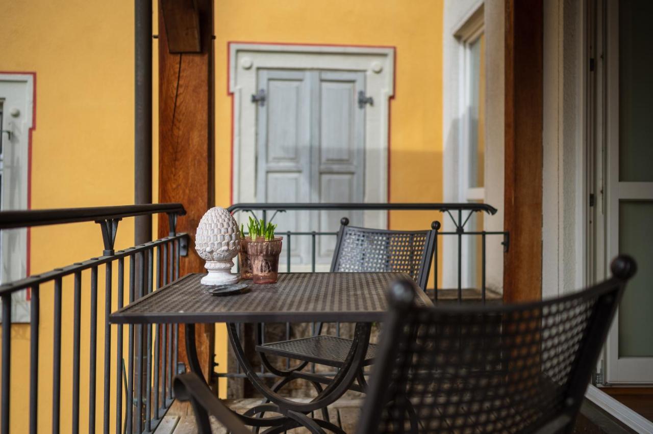 Hotel / Weingut Meintzinger Frickenhausen am Main Dış mekan fotoğraf