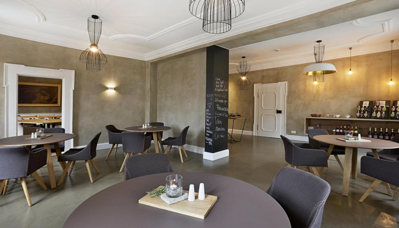 Hotel / Weingut Meintzinger Frickenhausen am Main Dış mekan fotoğraf